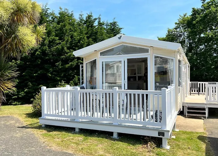 3 Bedroom Caravan Lg34, Lower Hyde, Shanklin